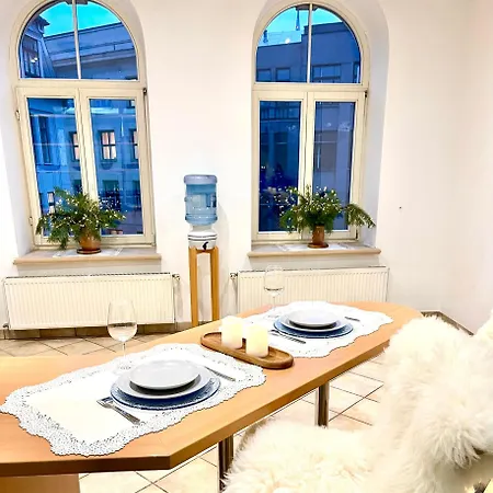 Spacious Apartment In Old Town Riga Exterior photo