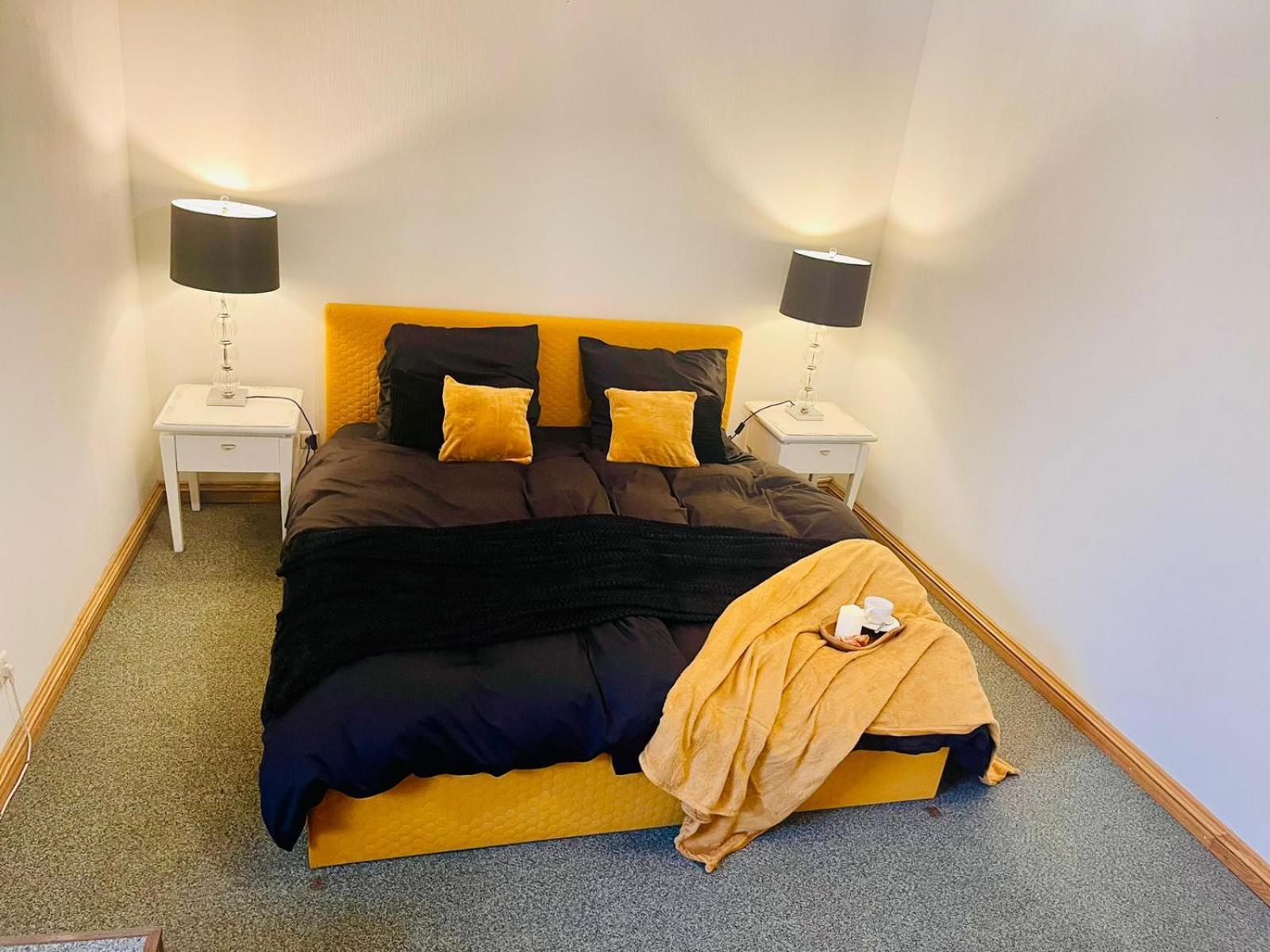 Íbúð Spacious In Old Town *